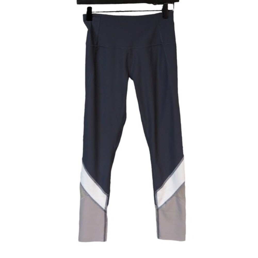 Athletic Athleisure Sporty Fitness Fashion Bundle of Stringer and Leggings - Picture 9 of 11